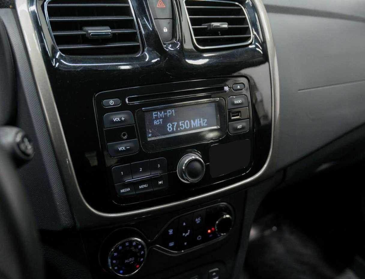 Купить Renault Sandero Stepway, 2015, 75 888 км, фото №22