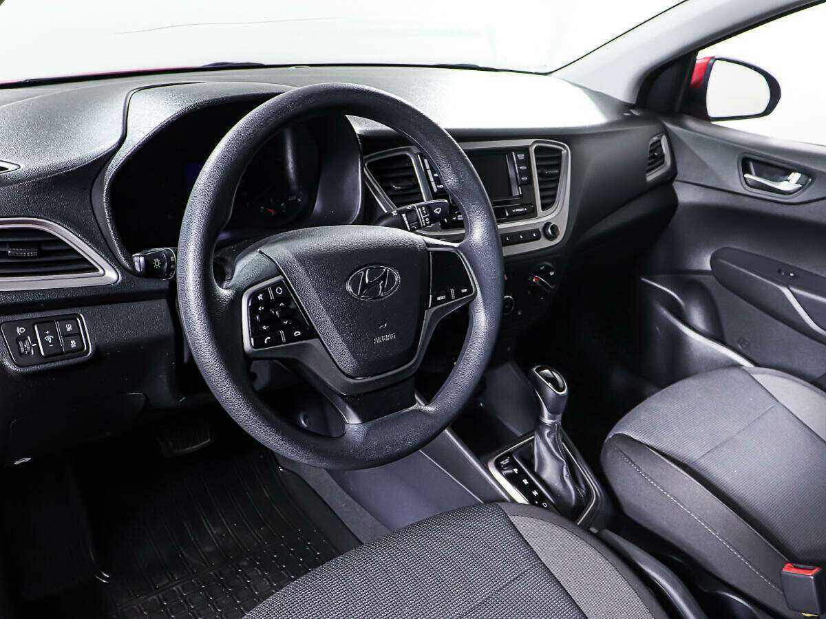 Купить Hyundai Solaris, 2020, 26 540 км, фото №13