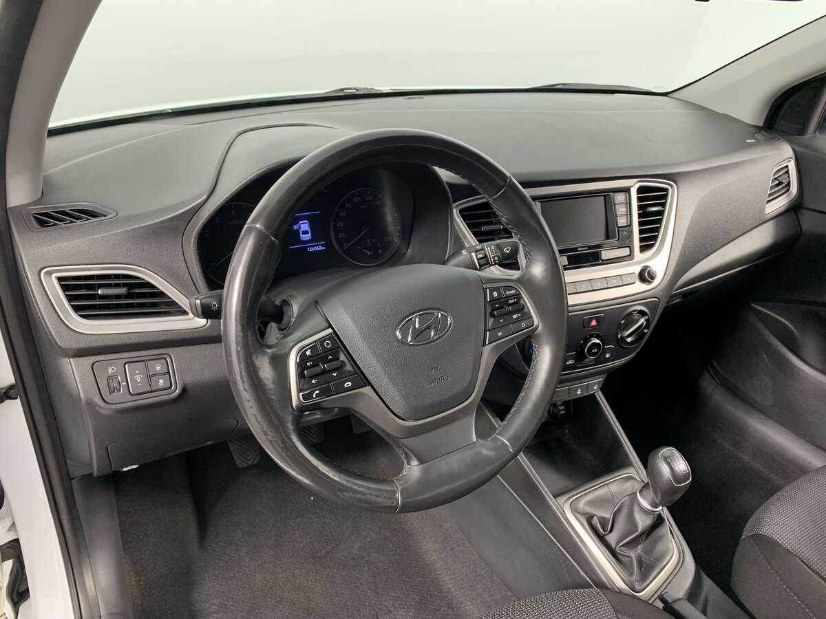 Купить Hyundai Solaris, 2019, 126 048 км, фото №17