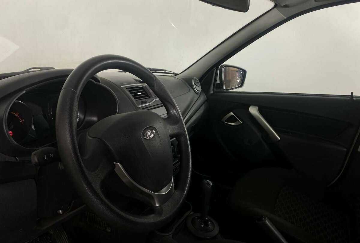 Купить Lada (ВАЗ) Granta, 2019, 59 101 км, фото №13