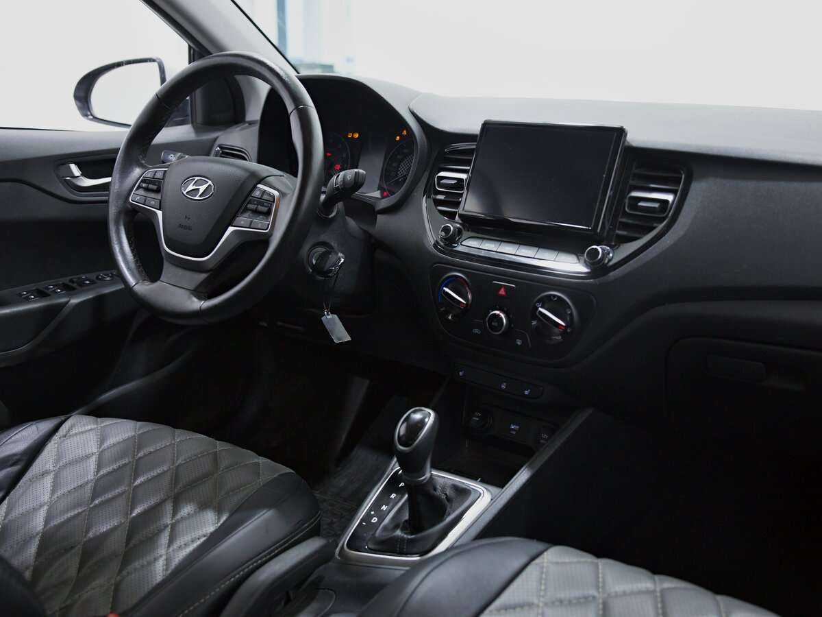 Купить Hyundai Solaris, 2020, 85 669 км, фото №6