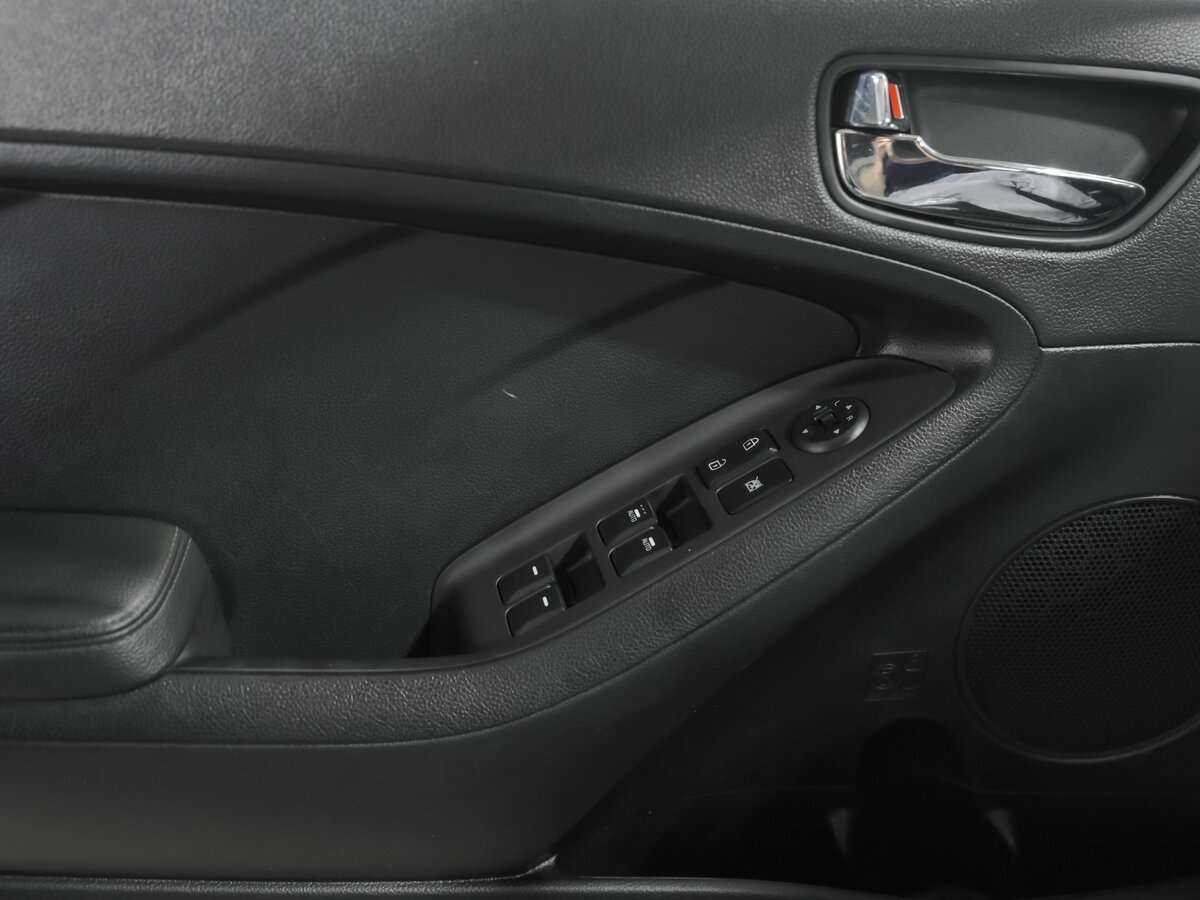 Купить Kia Cerato, 2014, 106 103 км, фото №9