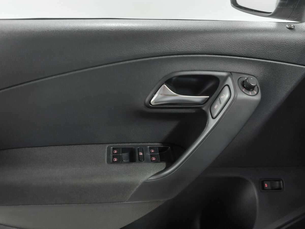 Купить Volkswagen Polo, 2015, 123 861 км, фото №11