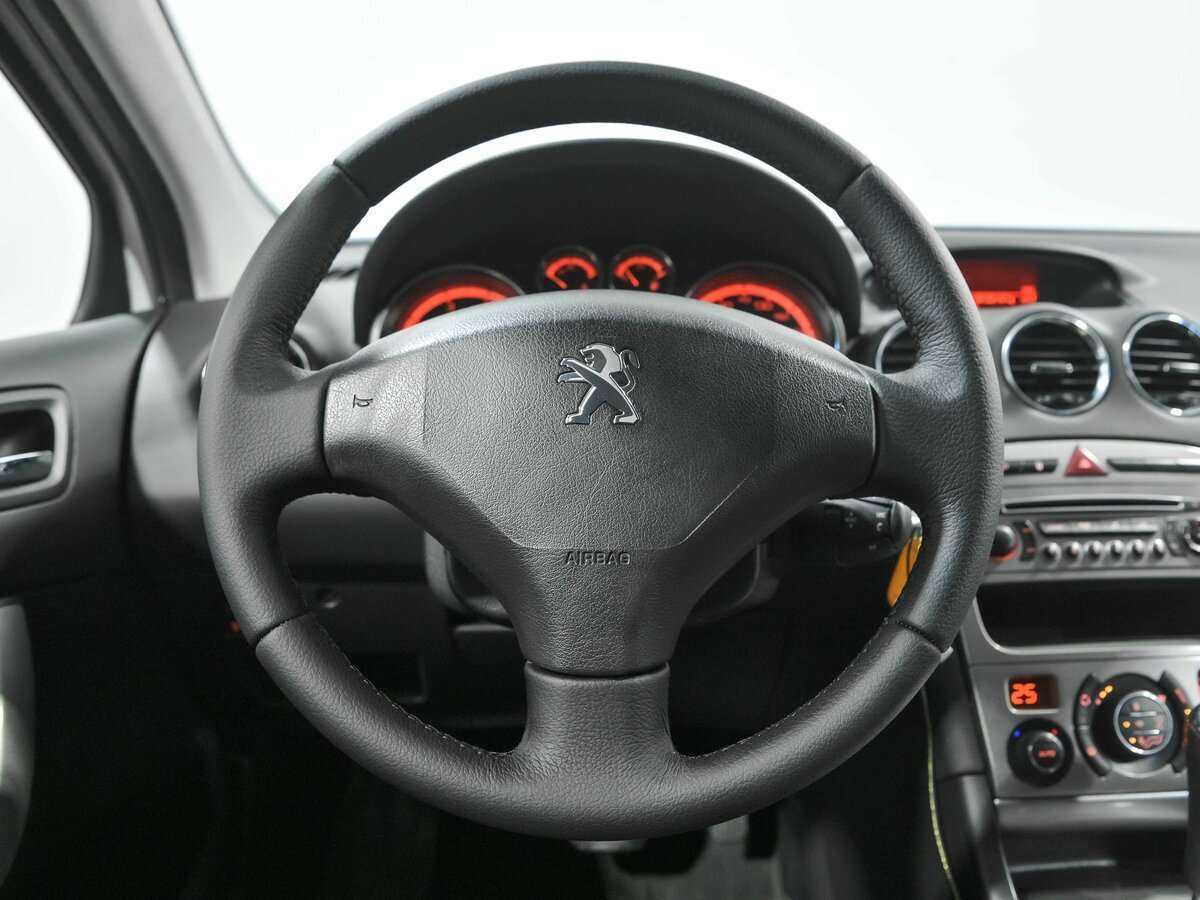 Купить Peugeot 408, 2012, 182 095 км, фото №7