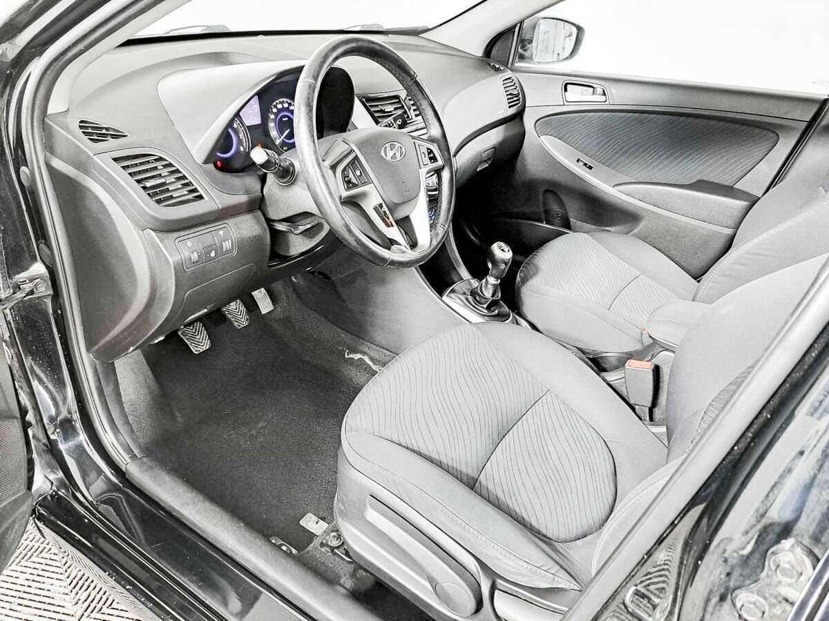 Купить Hyundai Solaris, 2015, 180 000 км, фото №14