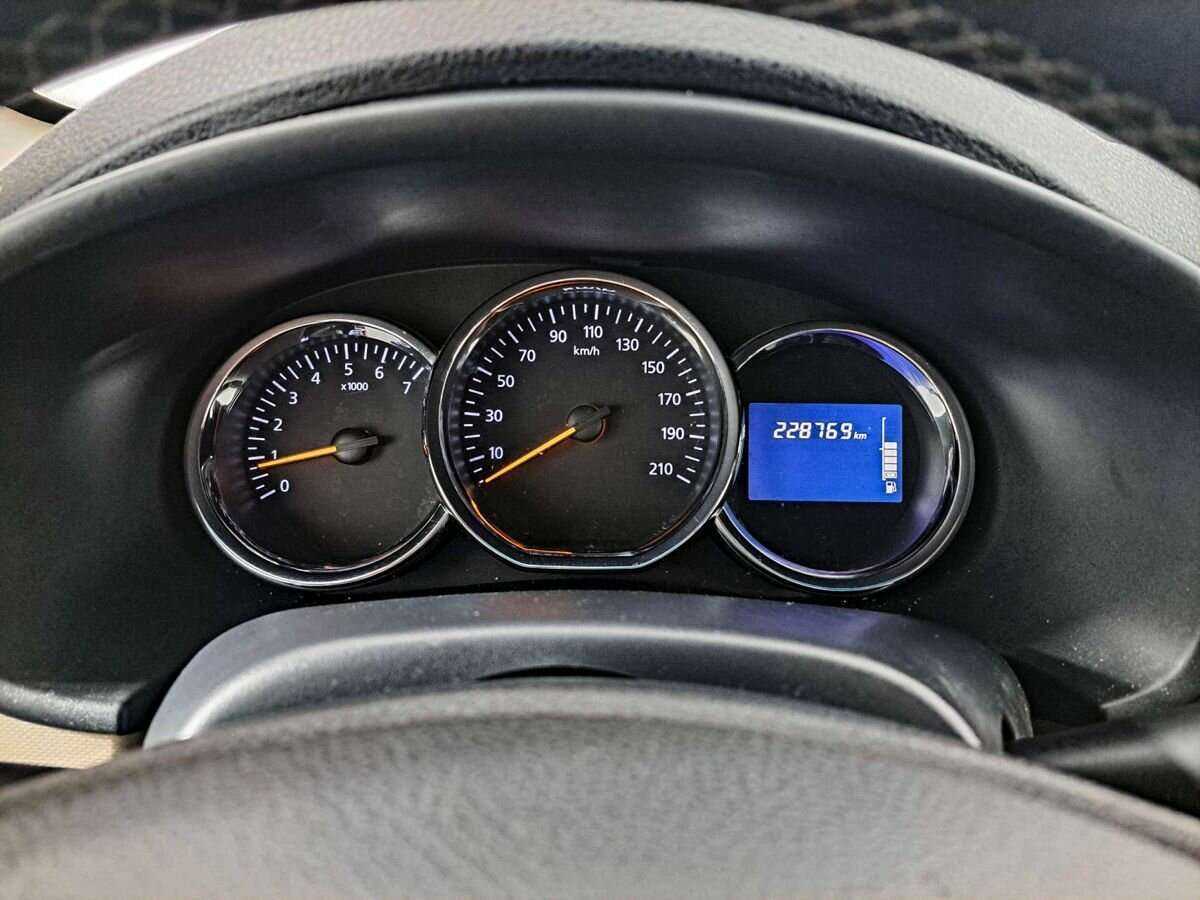 Купить Renault Logan, 2016, 228 500 км, фото №11