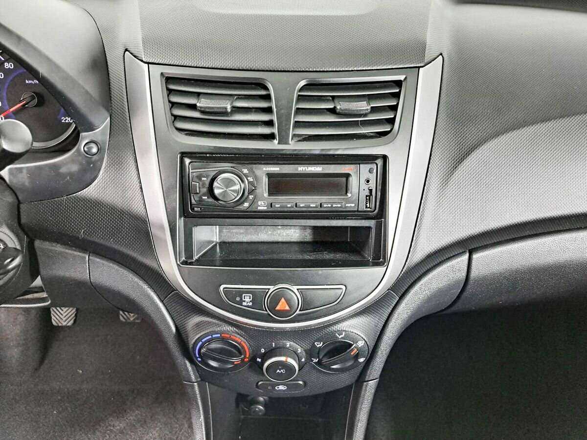 Купить Hyundai Solaris, 2014, 186 712 км, фото №13