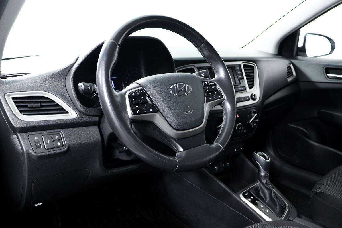 Купить Hyundai Solaris, 2019, 58 063 км, фото №13