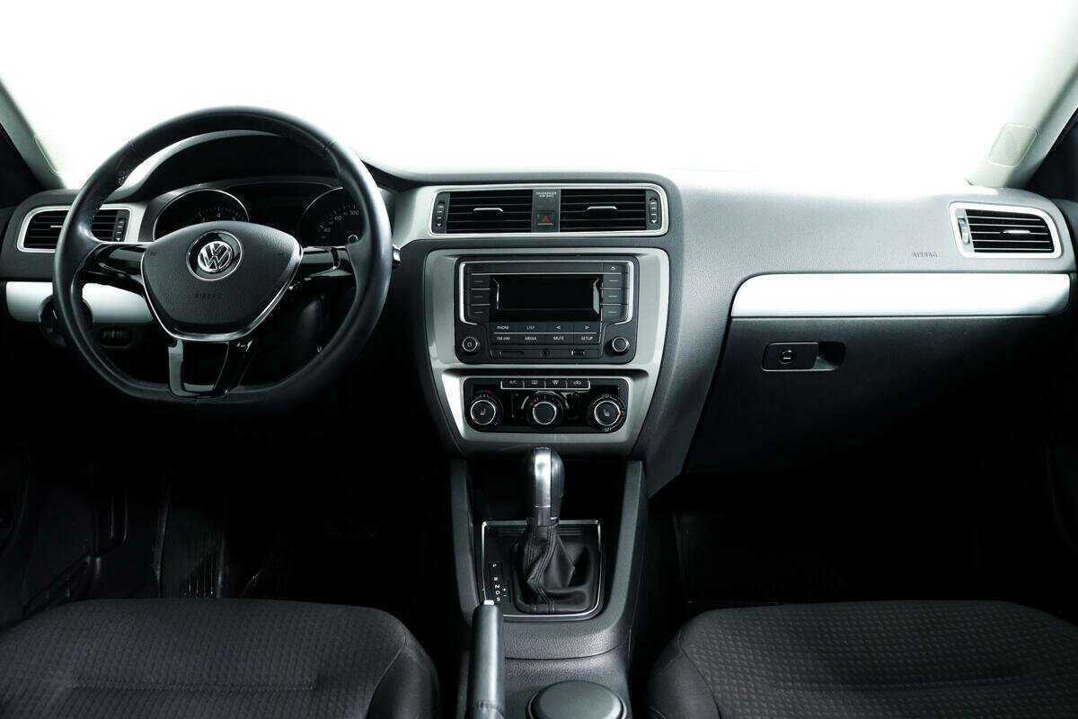 Купить Volkswagen Jetta, 2018, 29 985 км, фото №11