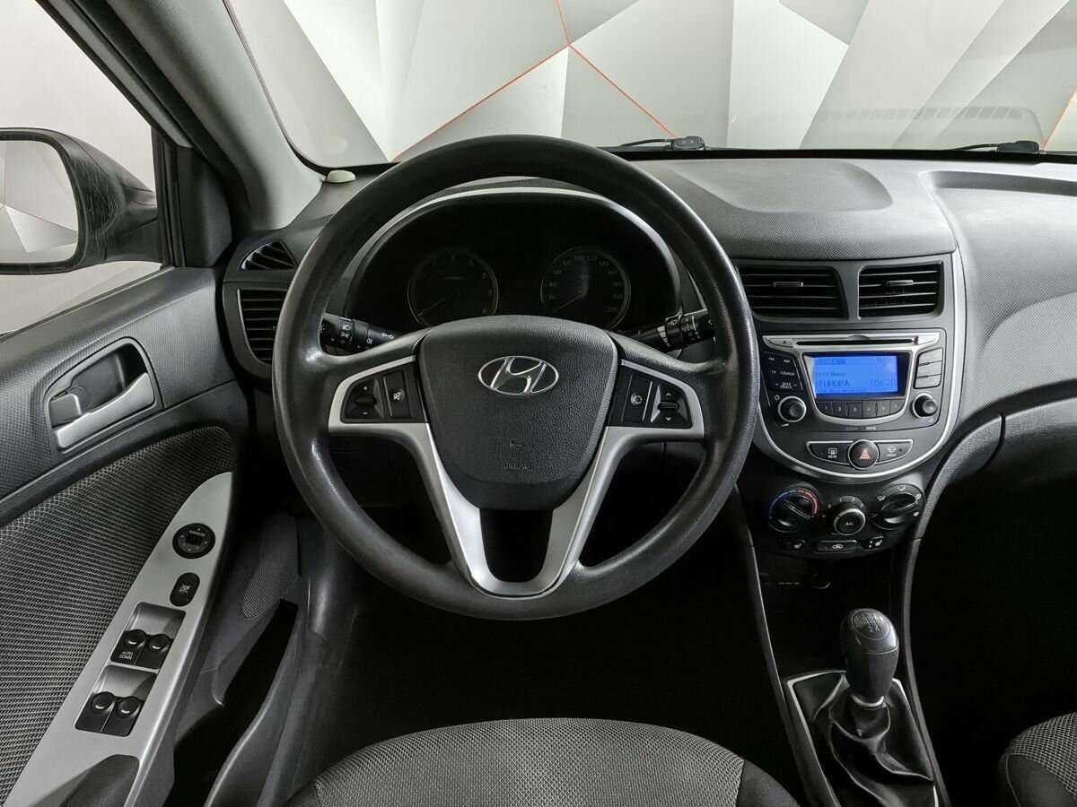 Купить Hyundai Solaris, 2013, 200 731 км, фото №15