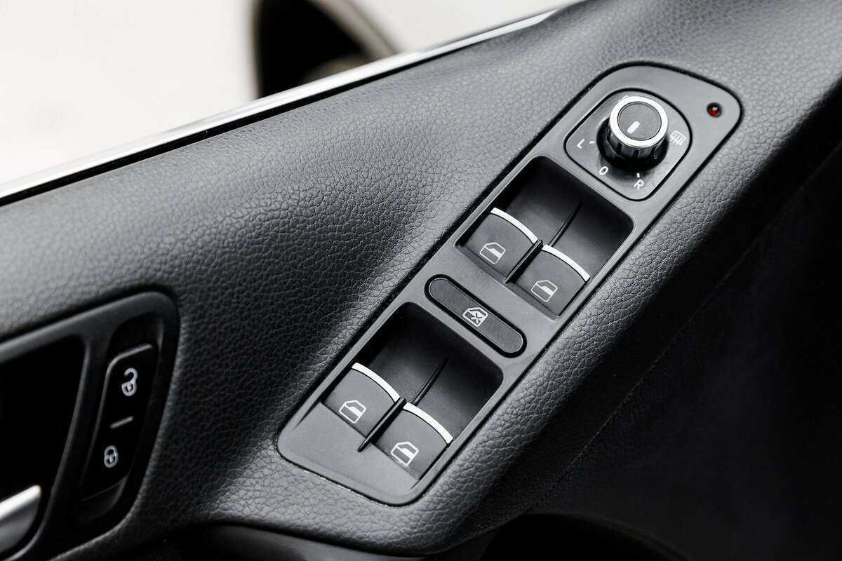 Купить Volkswagen Tiguan, 2012, 182 000 км, фото №7