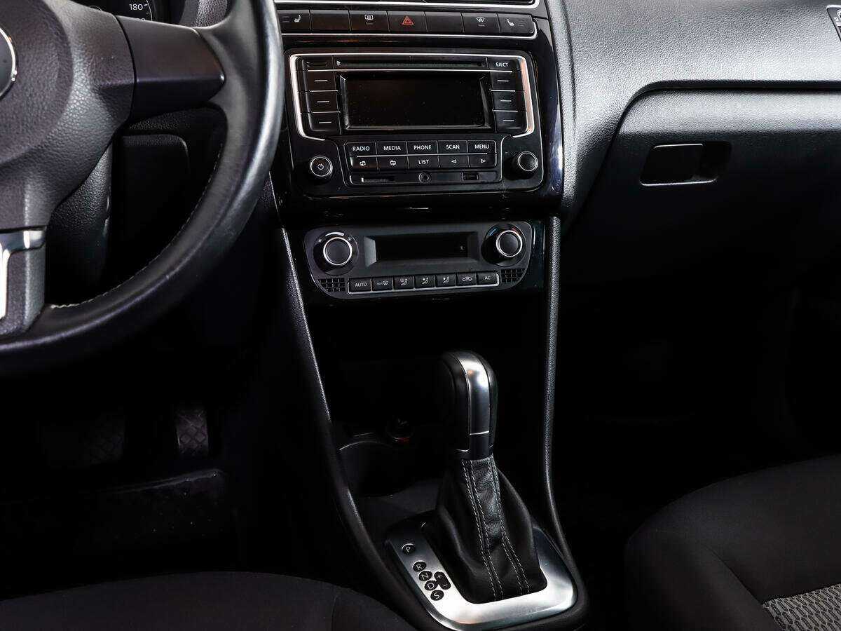 Купить Volkswagen Polo, 2014, 71 903 км, фото №13