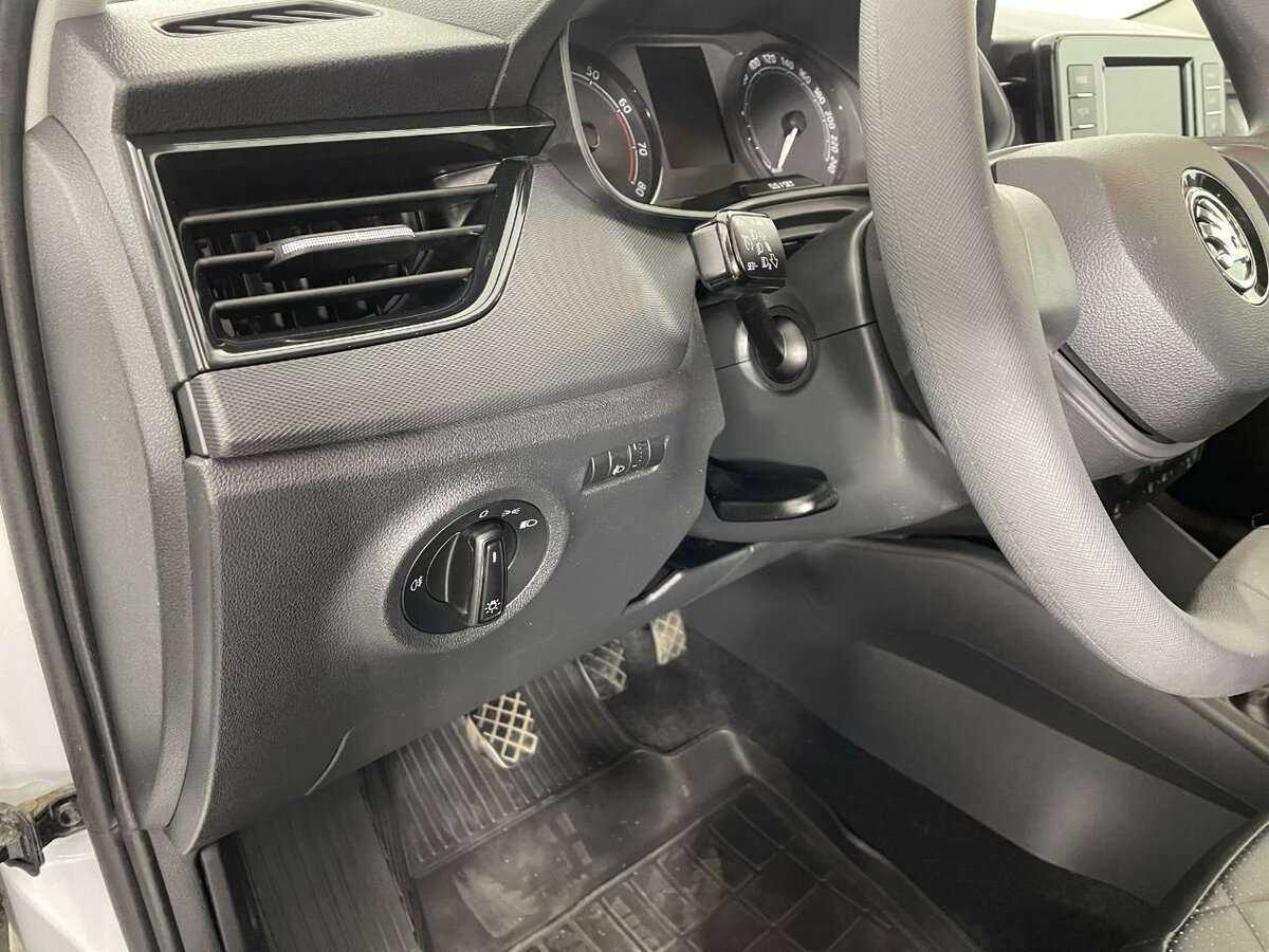 Купить Skoda Rapid, 2021, 42 737 км, фото №9