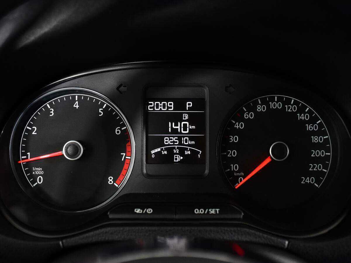 Купить Volkswagen Polo, 2018, 82 350 км, фото №11