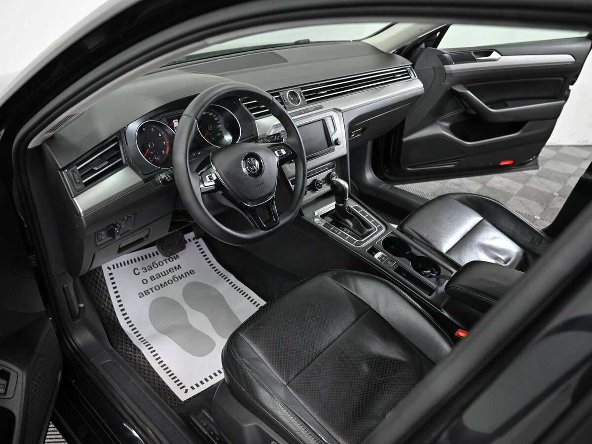 Купить Volkswagen Passat, 2016, 106 000 км, фото №5