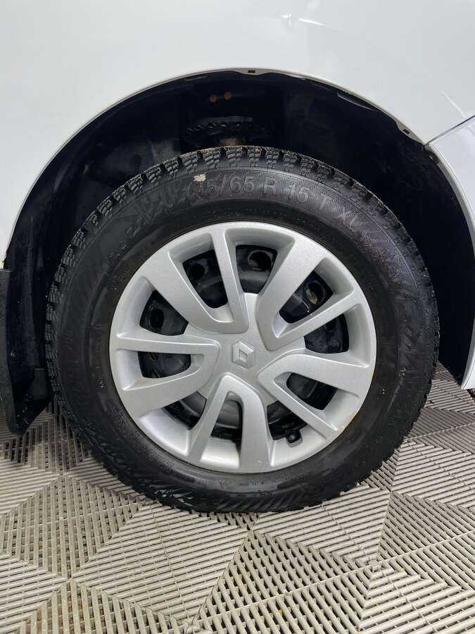 Купить Renault Logan, 2014, 156 200 км, фото №9