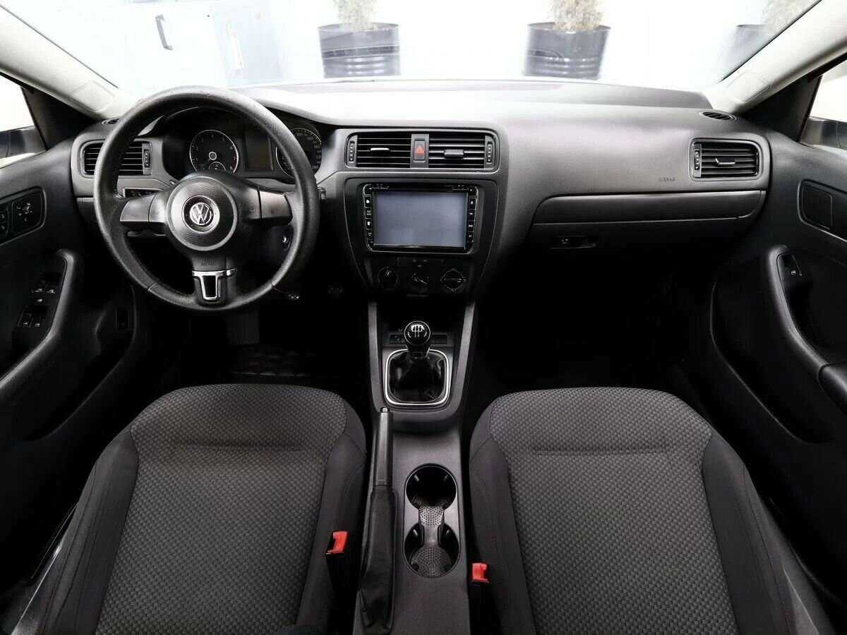 Купить Volkswagen Jetta, 2013, 180 000 км, фото №9