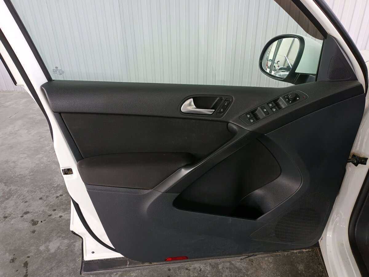 Купить Volkswagen Tiguan, 2013, 191 761 км, фото №17