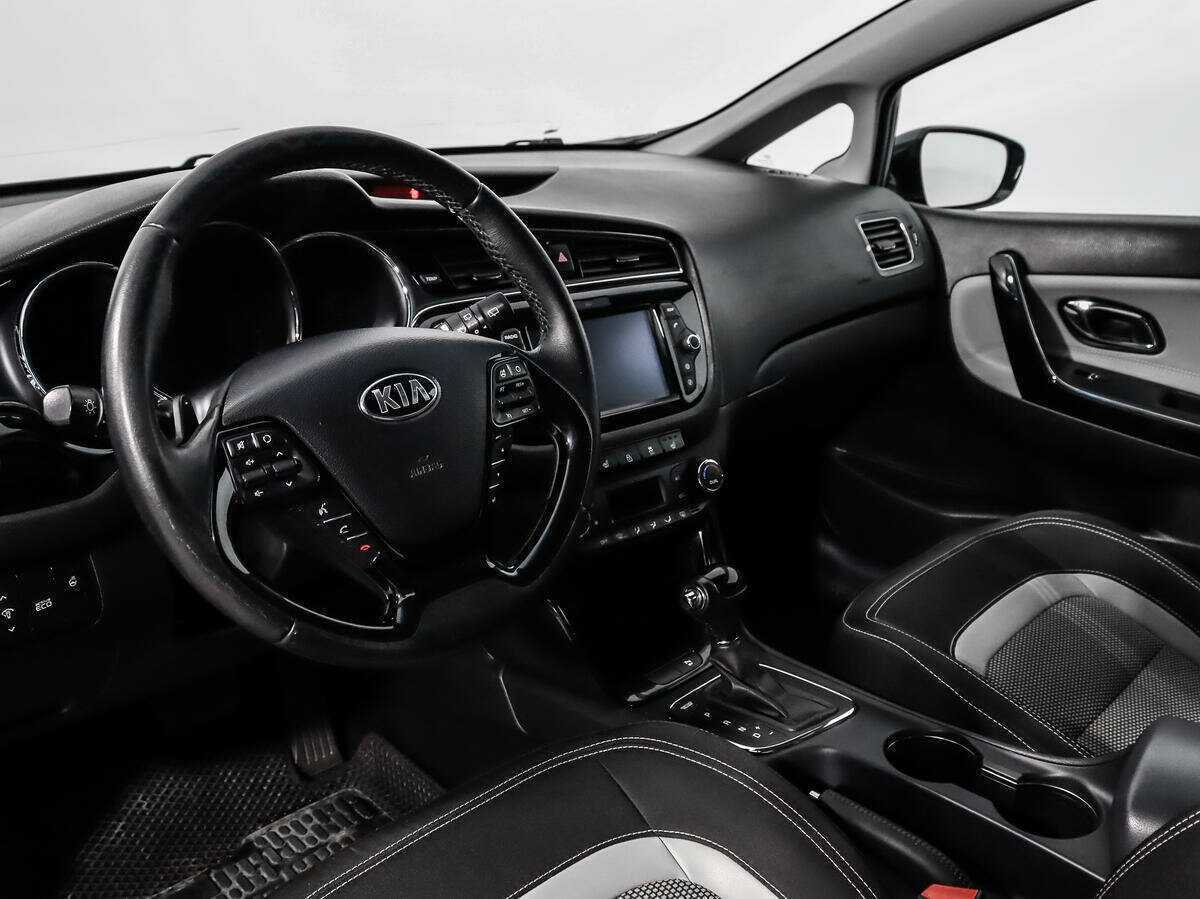 Купить Kia Ceed, 2017, 159 496 км, фото №9