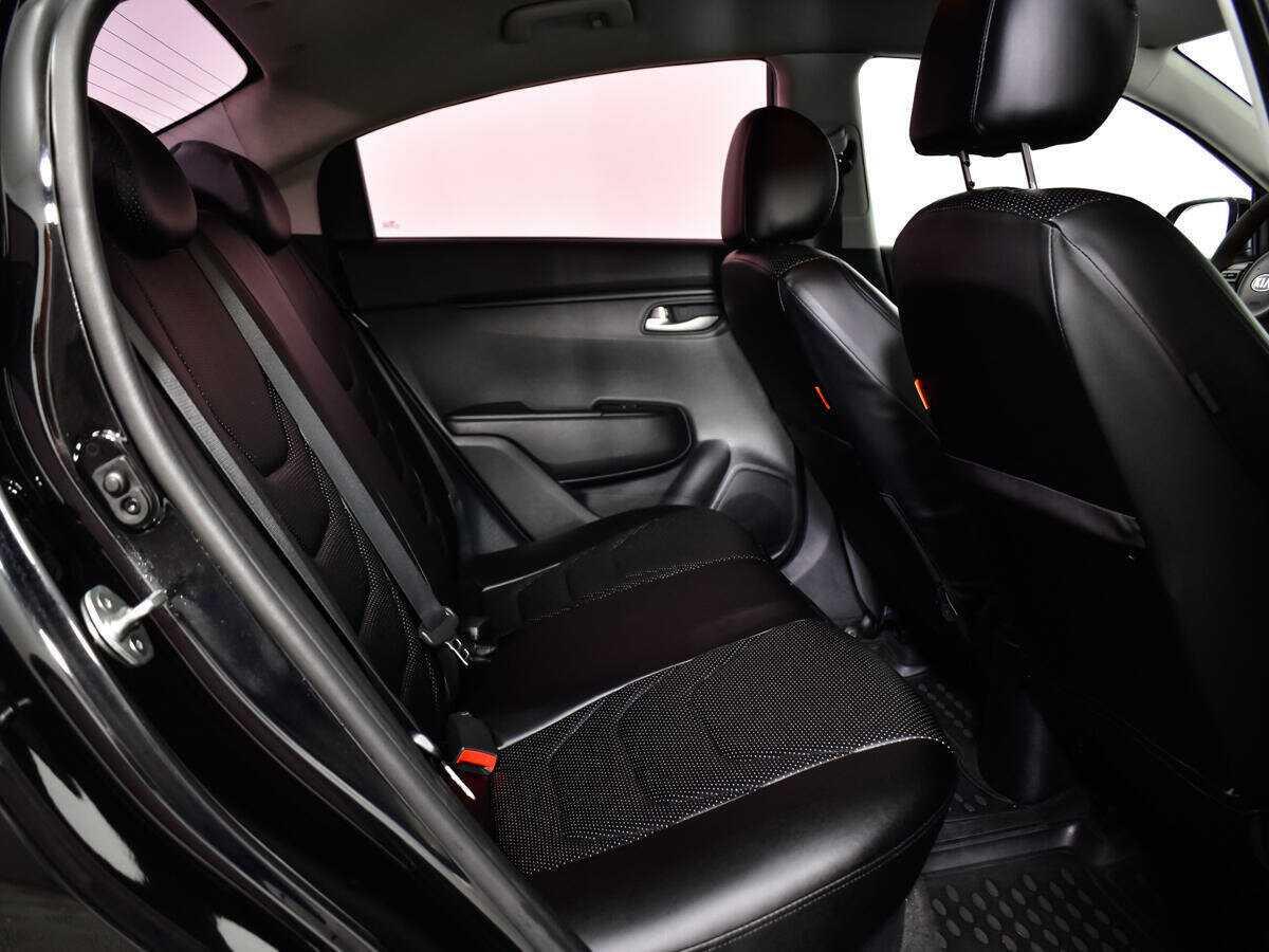 Купить Kia Rio, 2017, 140 722 км, фото №10