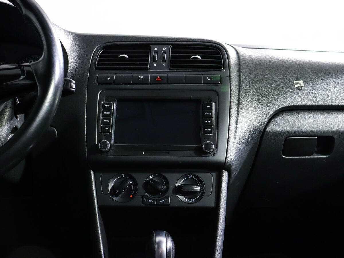 Купить Volkswagen Polo, 2016, 127 143 км, фото №12