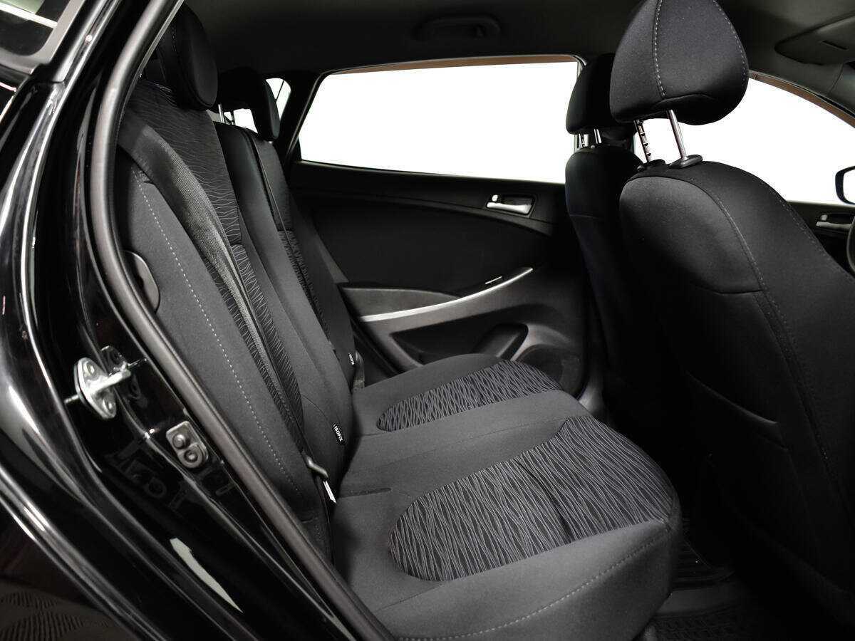 Купить Hyundai Solaris, 2015, 111 650 км, фото №10