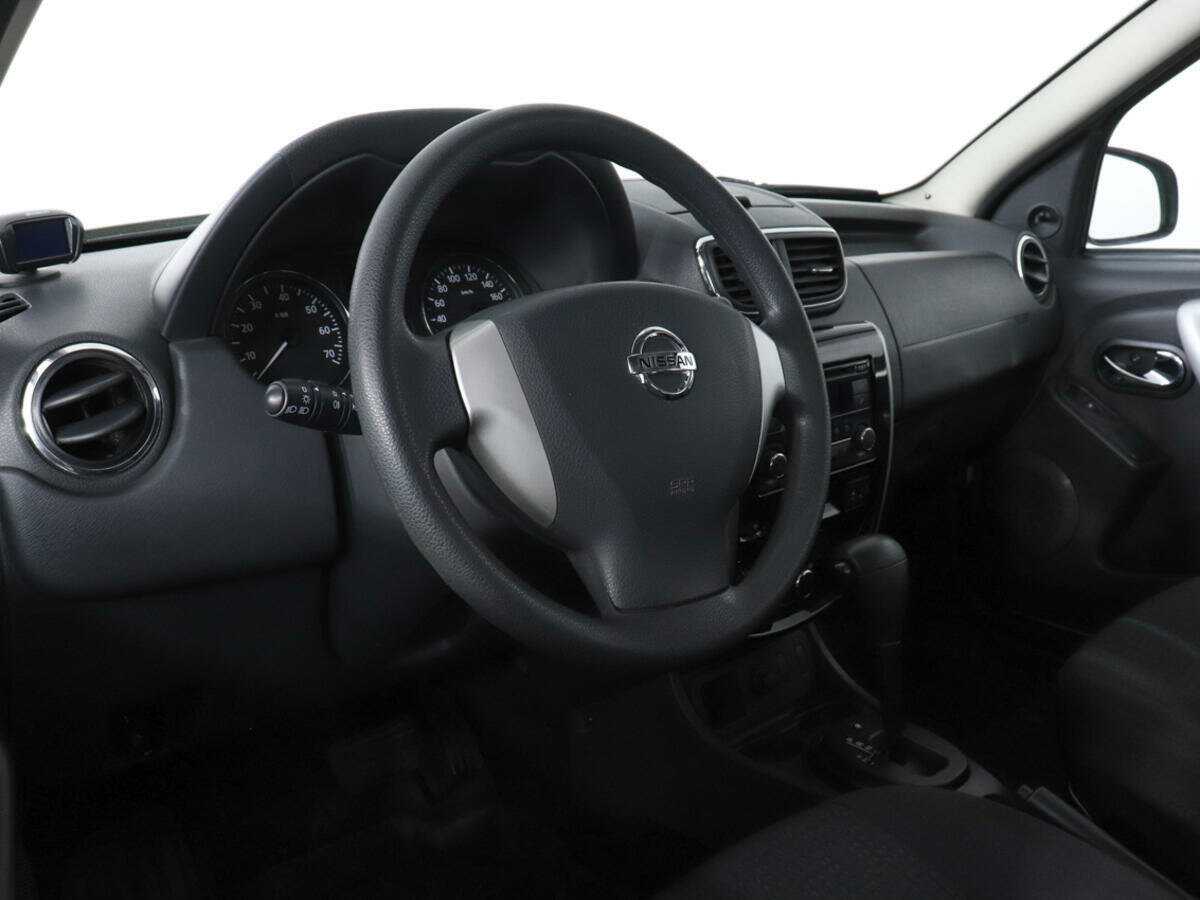 Купить Nissan Terrano, 2014, 218 371 км, фото №9