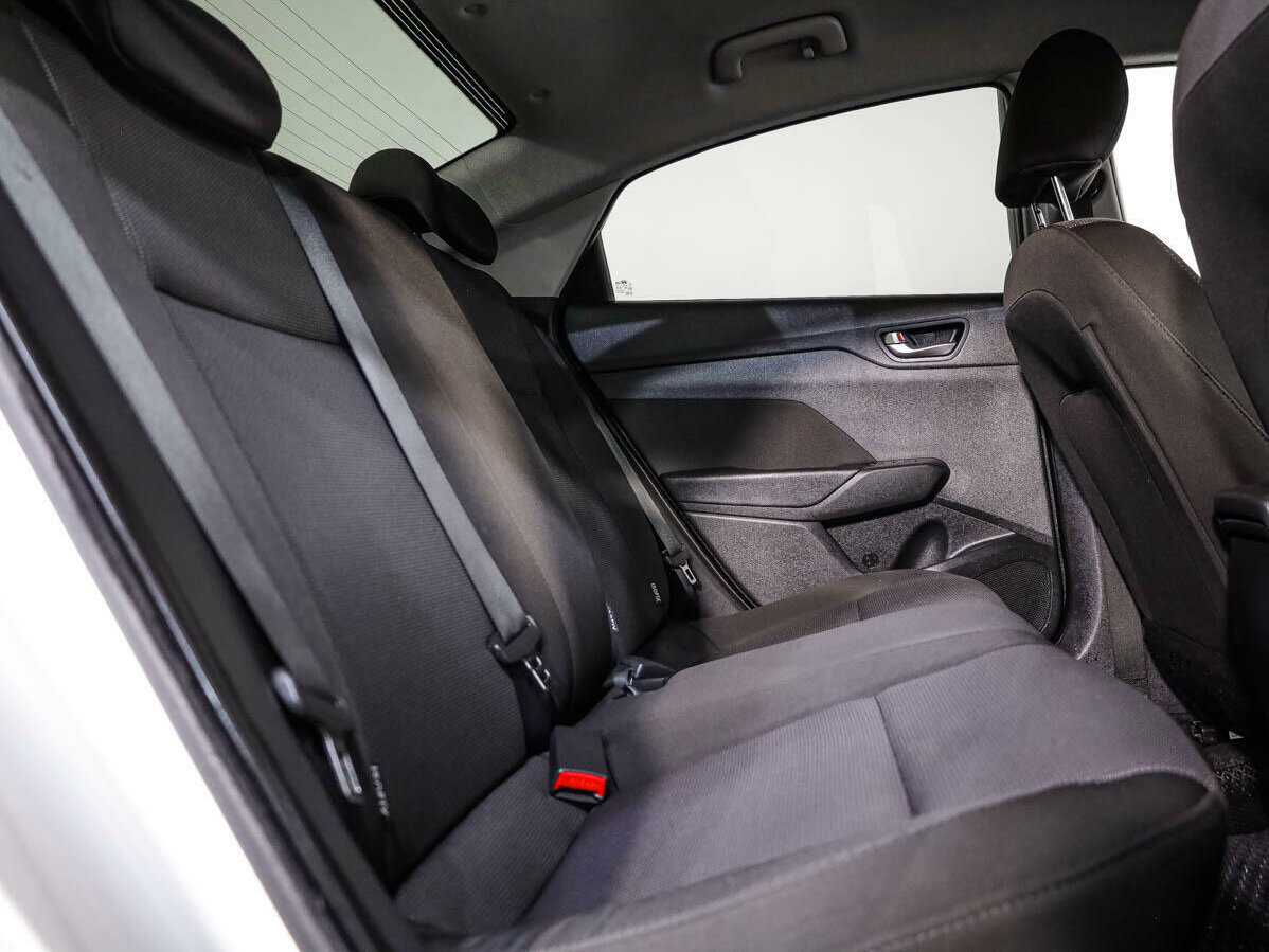 Купить Hyundai Solaris, 2018, 146 718 км, фото №13