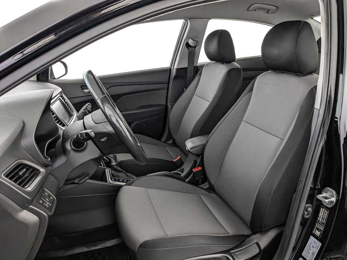 Купить Hyundai Solaris, 2018, 122 570 км, фото №16