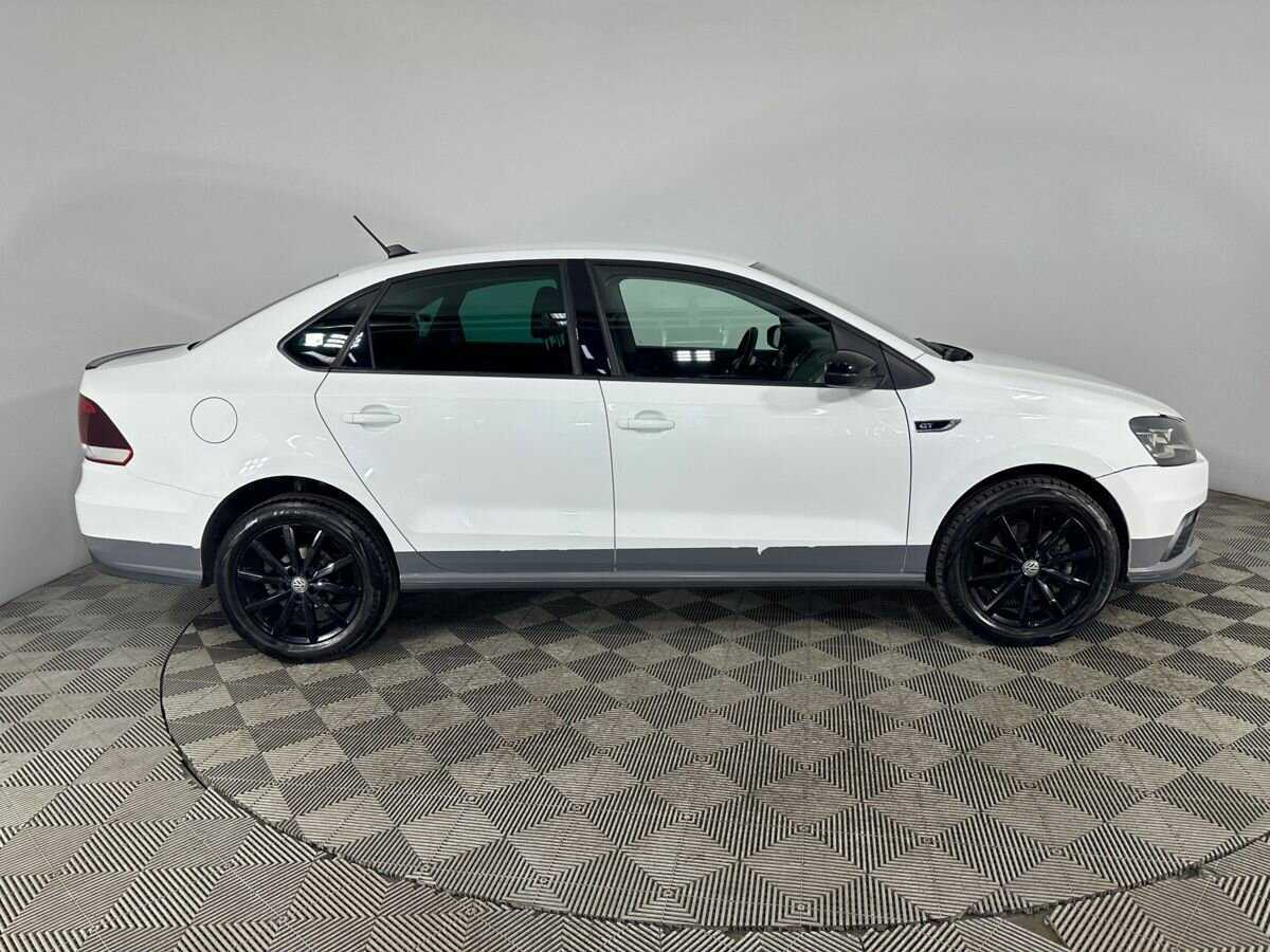 Купить Volkswagen Polo, 2018, 170 000 км, фото №4