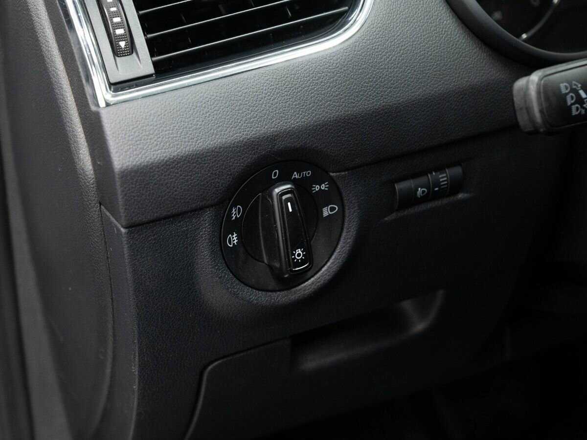 Купить Skoda Octavia, 2015, 259 000 км, фото №13