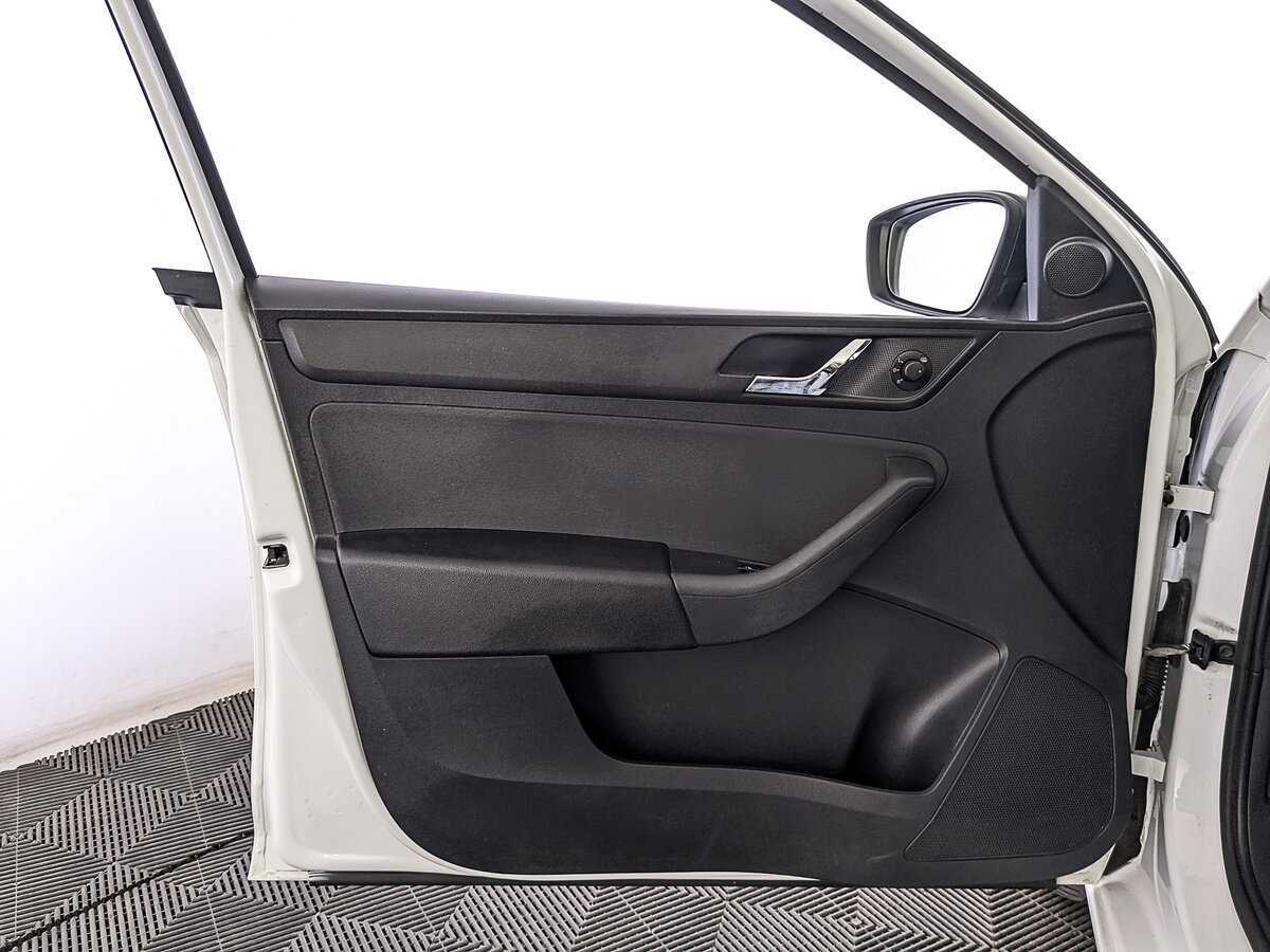 Купить Skoda Rapid, 2017, 214 528 км, фото №19