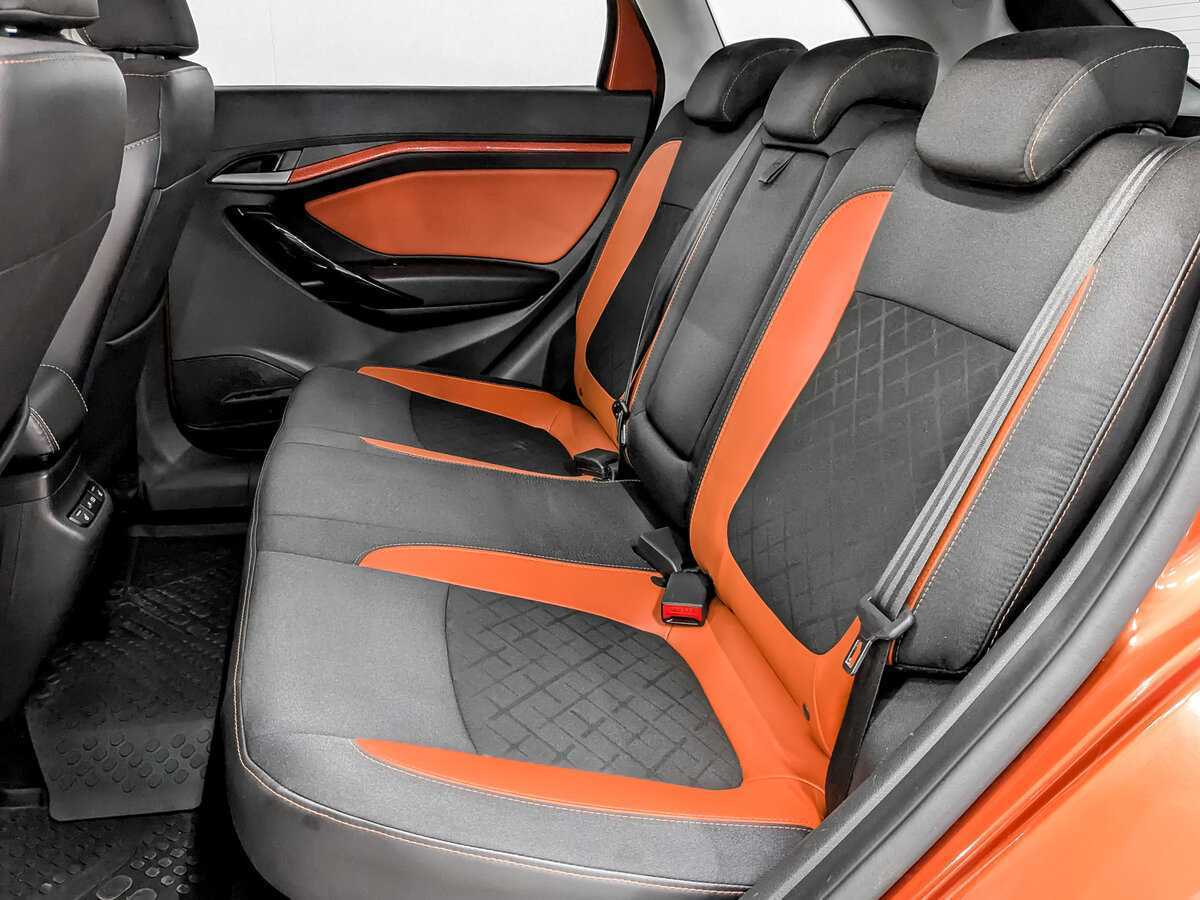 Купить Lada (ВАЗ) Vesta SW Cross, 2019, 99 311 км, фото №12