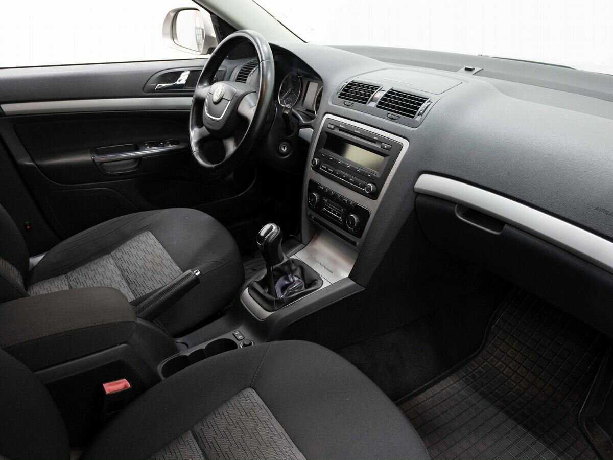Купить Skoda Octavia, 2012, 131 000 км, фото №12