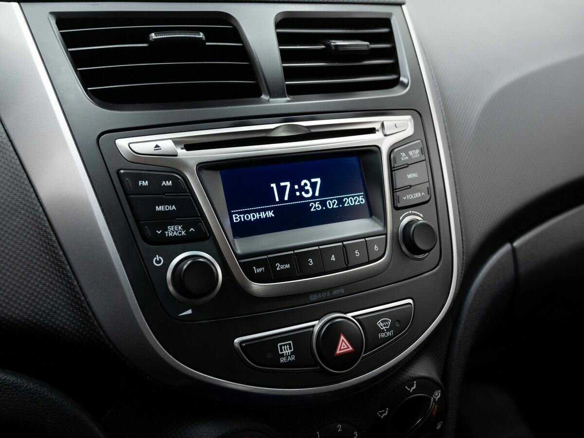 Купить Hyundai Solaris, 2016, 110 000 км, фото №20