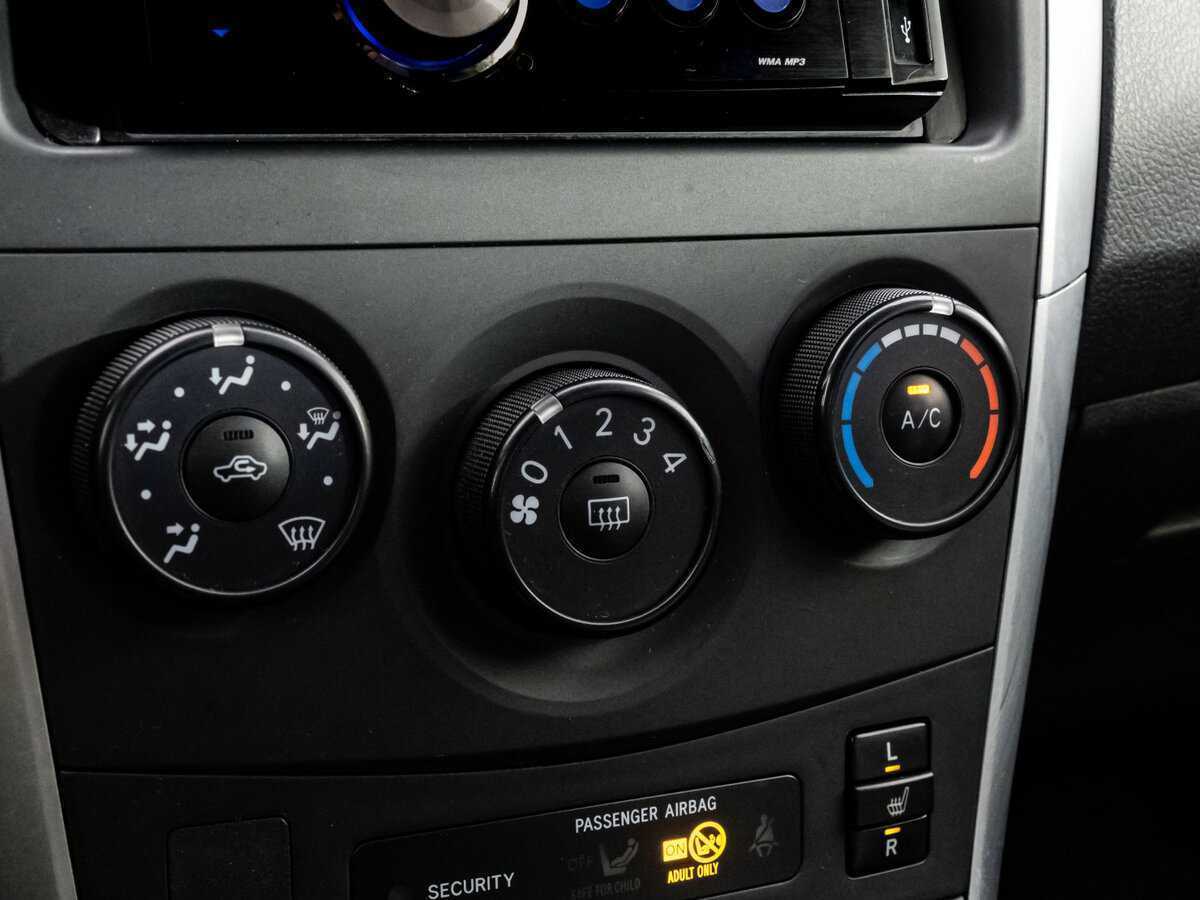 Купить Toyota Corolla, 2012, 339 705 км, фото №10