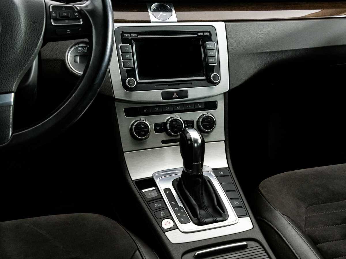 Купить Volkswagen Passat, 2012, 245 842 км, фото №11