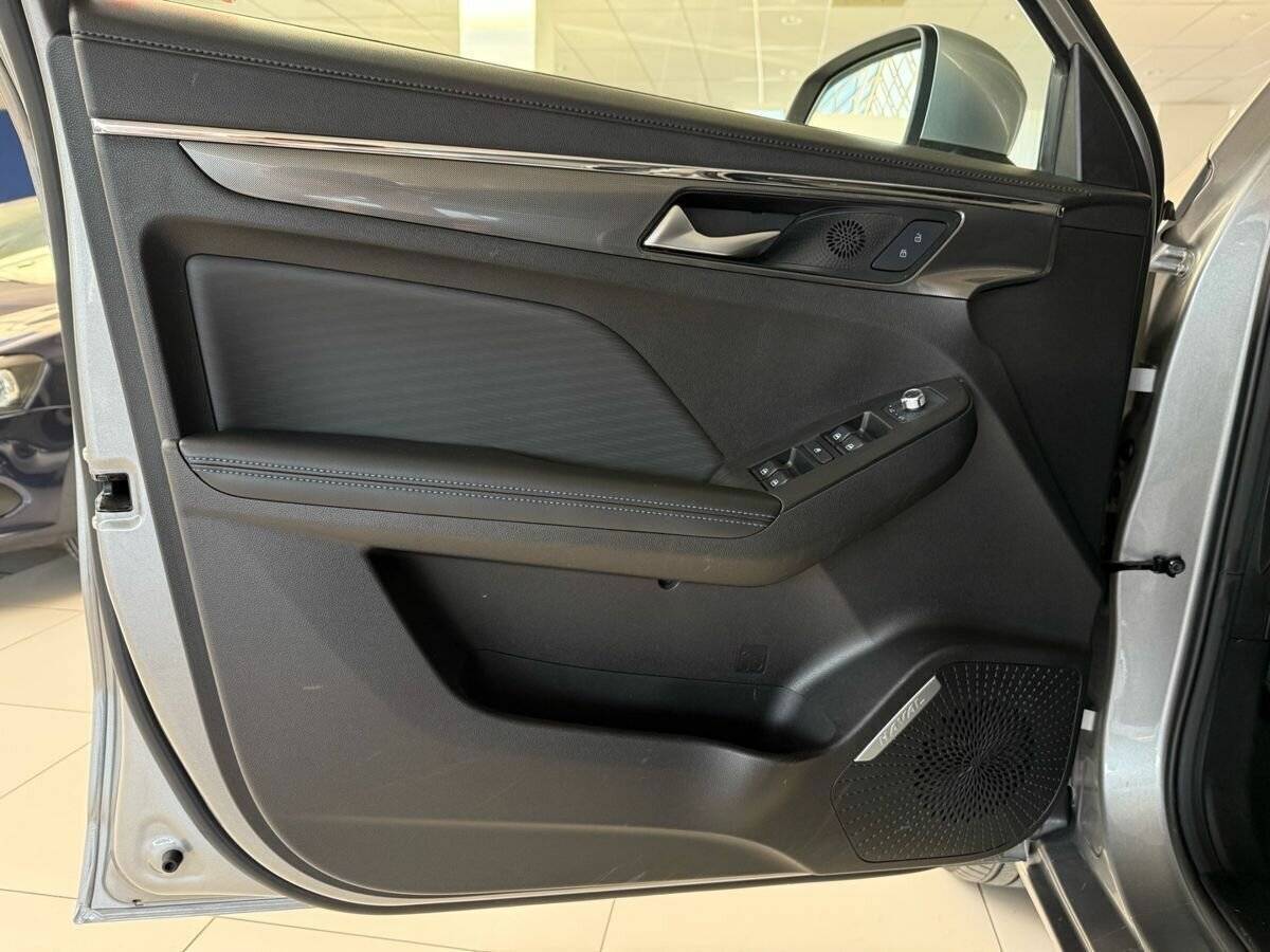 Купить Haval Jolion, 2021, 53 931 км, фото №12