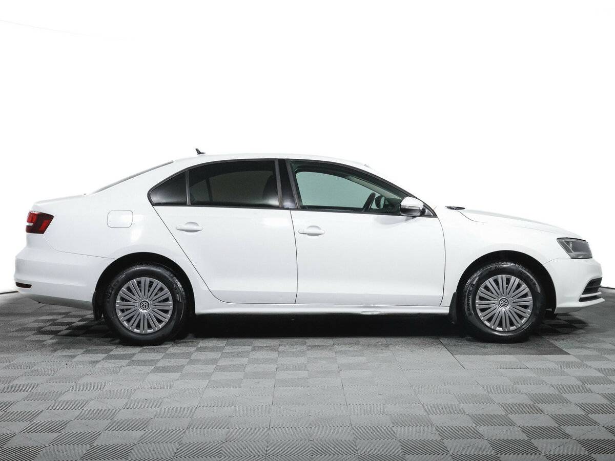 Купить Volkswagen Jetta, 2016, 125 387 км, фото №4
