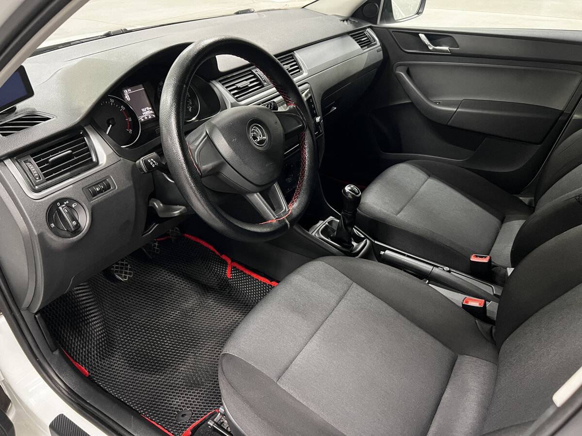Купить Skoda Rapid, 2016, 140 891 км, фото №16