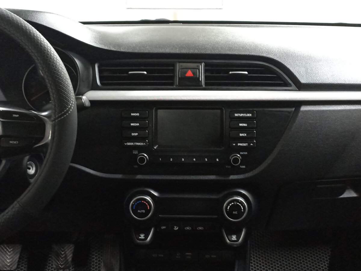 Купить Kia Rio, 2018, 146 477 км, фото №15