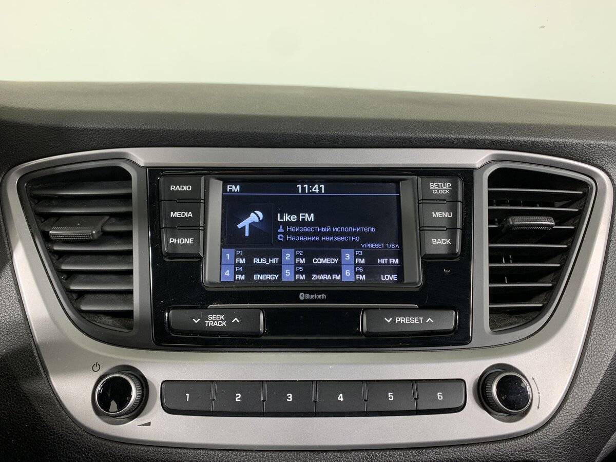 Купить Hyundai Solaris, 2017, 127 099 км, фото №15