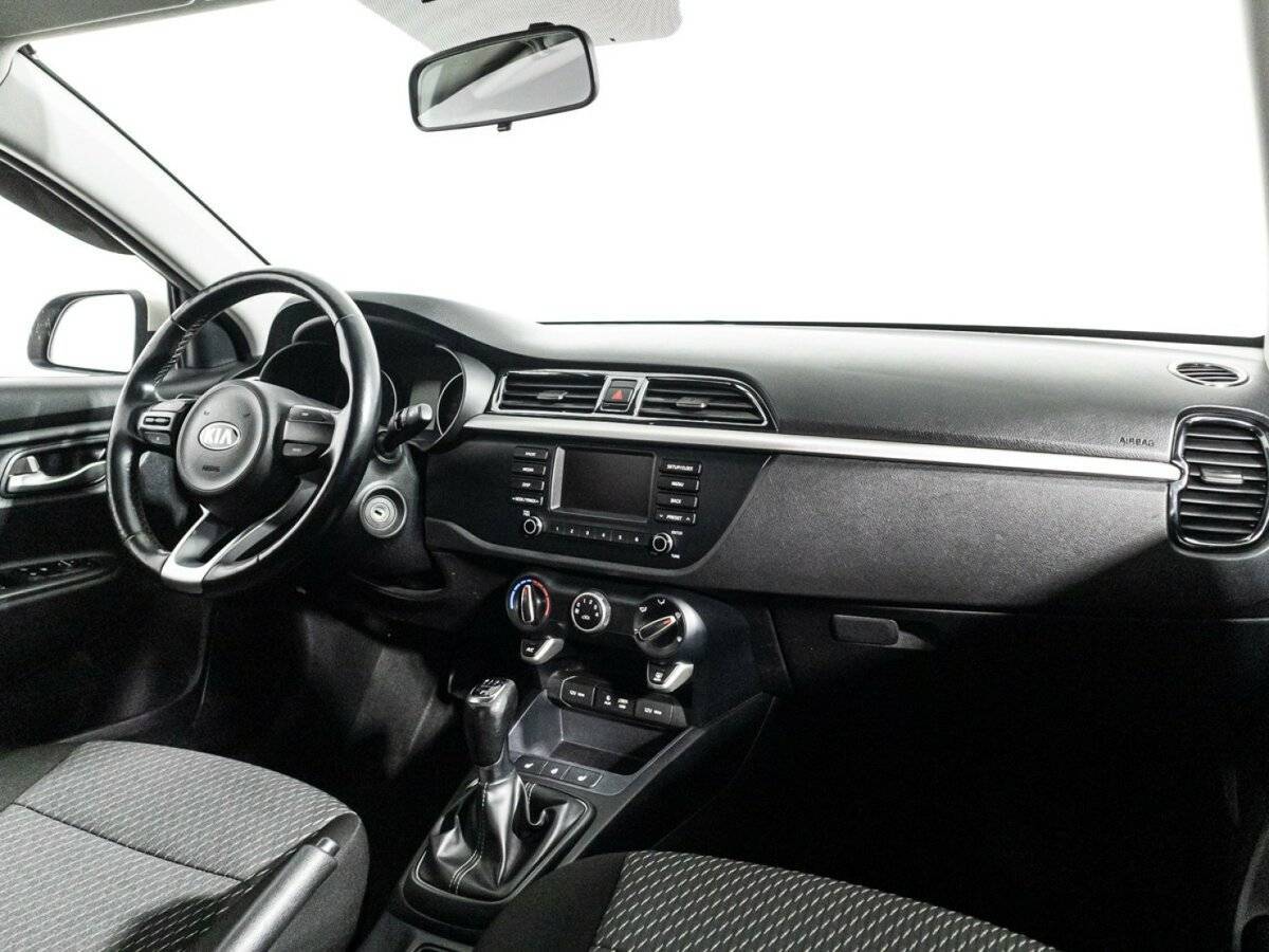 Купить Kia Rio, 2019, 83 935 км, фото №9