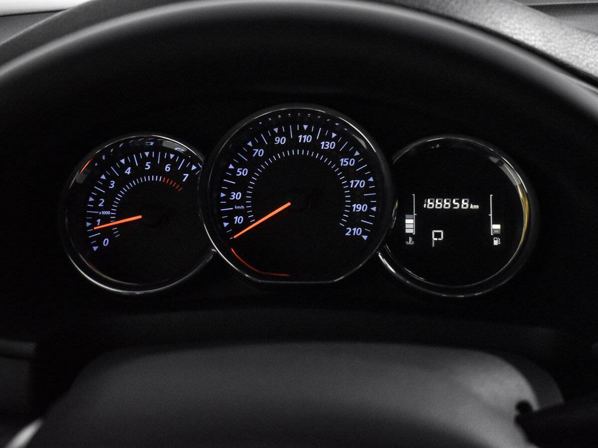 Купить Renault Logan Stepway, 2019, 188 858 км, фото №16