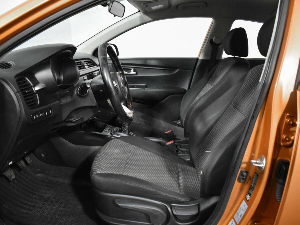 Купить Kia Rio IV, 2017, 266 107 км, фото №10