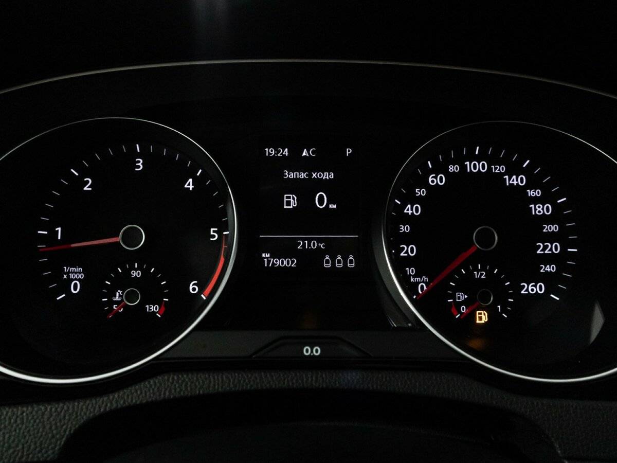 Купить Volkswagen Passat DSG7 B8, 2019, 179 001 км, фото №12