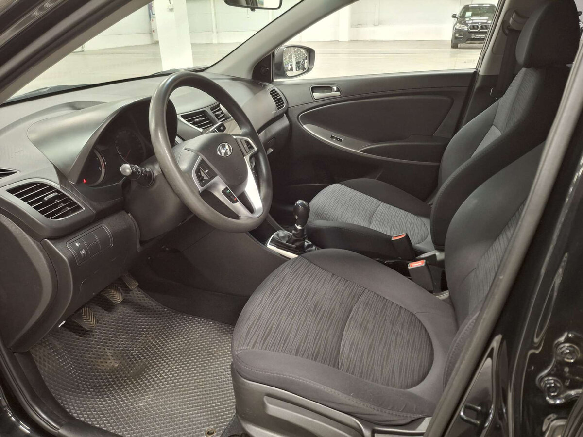 Купить Hyundai Solaris I Рестайлинг, 2016, 128 701 км, фото №16